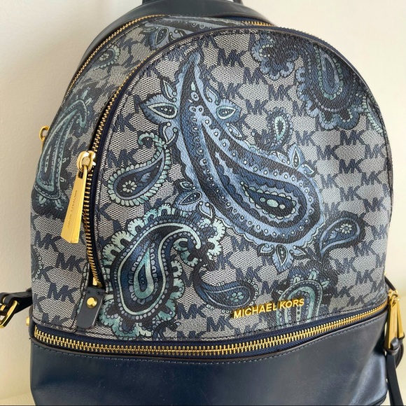 Michael Kors backpack - Picture 3 of 4